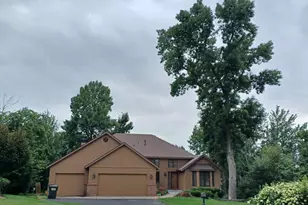 17384 Harding Ln, Lakeville, MN 55044 - Photo 4