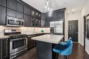 1006 Van White Memorial Blvd, Minneapolis, MN 55411 - Photo 2