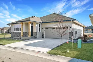 1253 Willowbrook Cir, Delano, MN 55328 - Photo 2