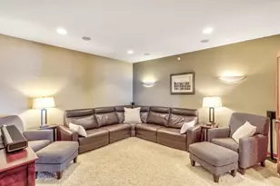 1070 Grandview Ct NE, Columbia Heights, MN 55421 - Photo 22