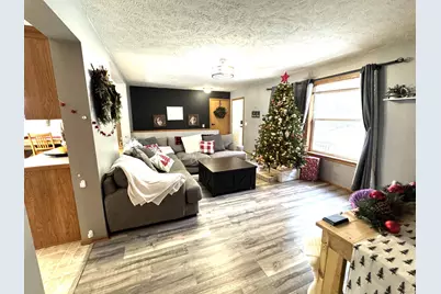 315 Leonard Avenue, Crookston, MN 56716 - Photo 6