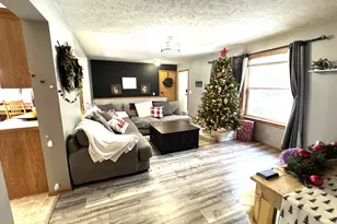 315 Leonard Ave, Crookston, MN 56716 - Photo 6