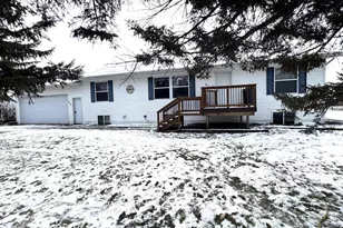 315 Leonard Ave, Crookston, MN 56716 - Photo 1