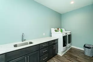 522 8th St SW, Pine Island, MN 55963 - Photo 18