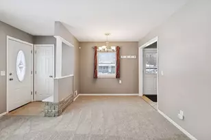 6342 Girard Ave N, Brooklyn Center, MN 55430 - Photo 12