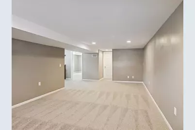 6342 Girard Avenue N, Brooklyn Center, MN 55430 - Photo 26