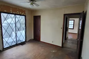 1939 5th St E, Saint Paul, MN 55119 - Photo 16