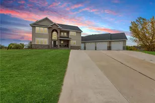 1599 Donway Ct NE, Alexandria, MN 56308 - Photo 1