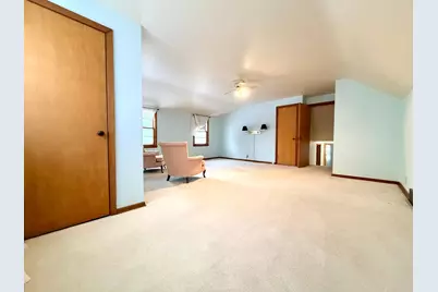 303 Lakehill Drive, Worthington, MN 56187 - Photo 32