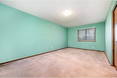 1009 4th Avenue E, Shakopee, MN 55379 - Photo 14