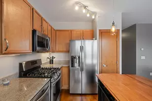 15 E Franklin Ave, Minneapolis, MN 55404 - Photo 8