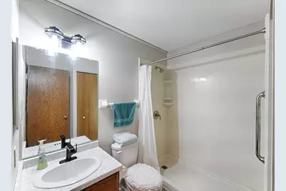 66 9th Street E #1210, Saint Paul, MN 55101 - Photo 20