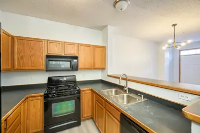 15316 Founders Lane #304, Apple Valley, MN 55124 - Photo 6