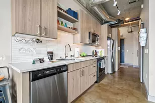 728 N 3rd St, Minneapolis, MN 55401 - Photo 6