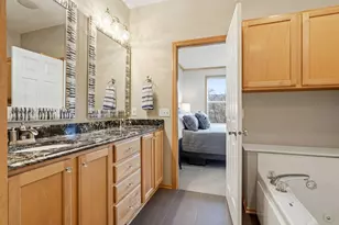 61 4th Ave N, Minneapolis, MN 55401 - Photo 28