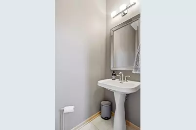 61 4th Avenue N #101, Minneapolis, MN 55401 - Photo 18