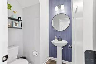 2210 Gateway Curv, North Saint Paul, MN 55109 - Photo 14