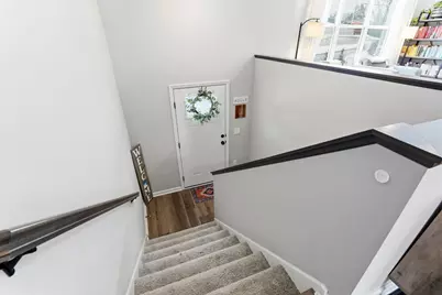 2210 Gateway Curve, North Saint Paul, MN 55109 - Photo 26