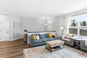 2210 Gateway Curv, North Saint Paul, MN 55109 - Photo 4