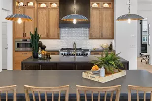 20081 Globe Dr, Lakeville, MN 55044 - Photo 8