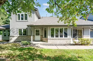 2523 Sumac Ridge, White Bear Lake, MN 55110 - Photo 2