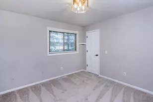 129 Hemlock Pl, Vadnais Heights, MN 55127 - Photo 20