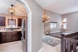 129 Hemlock Pl, Vadnais Heights, MN 55127 - Photo 12