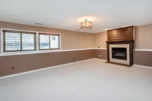 129 Hemlock Pl, Vadnais Heights, MN 55127 - Photo 30