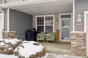 1650 White Pine Way, Carver, MN 55315 - Photo 2