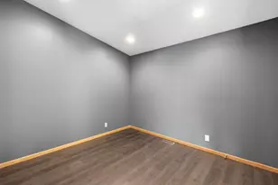 4306 39th Ave S, Fargo, ND 58104 - Photo 10