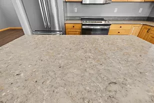 4306 39th Ave S, Fargo, ND 58104 - Photo 8