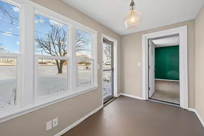 309 Central Avenue W, Saint Michael, MN 55376 - Photo 6