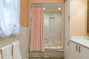 999 Portland Ave, Saint Paul, MN 55104 - Photo 30