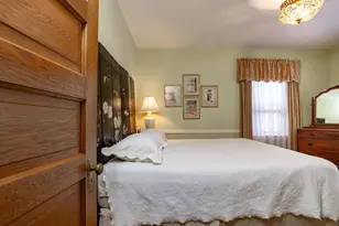 999 Portland Ave, Saint Paul, MN 55104 - Photo 26