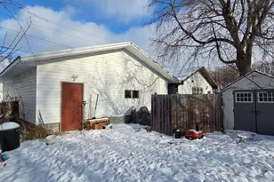 822 7th St, International Falls, MN 56649 - Photo 20