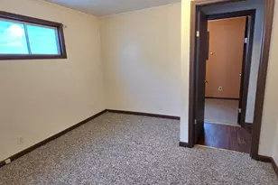 822 7th St, International Falls, MN 56649 - Photo 28