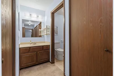 10451 Greenbrier Road #B103, Hopkins, MN 55305 - Photo 14