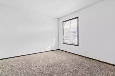 5636 Brookdale Drive N, Brooklyn Park, MN 55443 - Photo 24