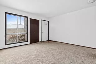 5636 Brookdale Dr N, Brooklyn Park, MN 55443 - Photo 10