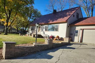 330 1st St W, Lake Lillian, MN 56253 - Photo 22