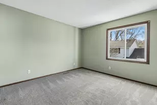 3873 Dolomite Dr, Eagan, MN 55122 - Photo 14