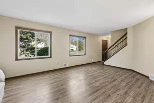3873 Dolomite Dr, Eagan, MN 55122 - Photo 10