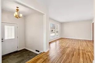 323 Murray St, Owatonna, MN 55060 - Photo 10