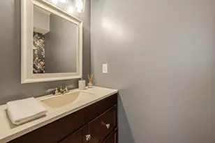 7656 13th St N, Oakdale, MN 55128 - Photo 12