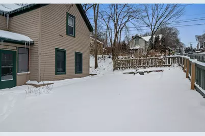 321 Myrtle Street W, Stillwater, MN 55082 - Photo 2