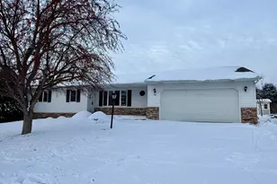 280 4th Ave SE, Plainview, MN 55964 - Photo 1