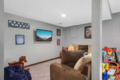 1251 Lake Susan Hills Drive, Chanhassen, MN 55317 - Photo 24