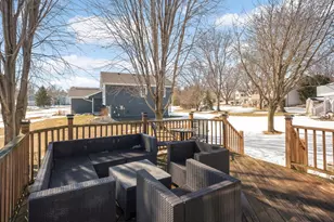 1251 Lake Susan Hills Dr, Chanhassen, MN 55317 - Photo 6