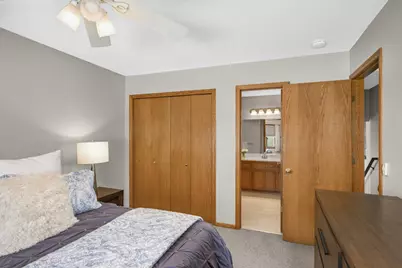 1251 Lake Susan Hills Drive, Chanhassen, MN 55317 - Photo 14