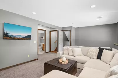 1251 Lake Susan Hills Drive, Chanhassen, MN 55317 - Photo 20